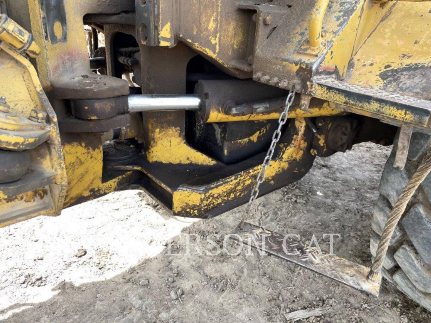 1989 Caterpillar D250B Articulated Truck