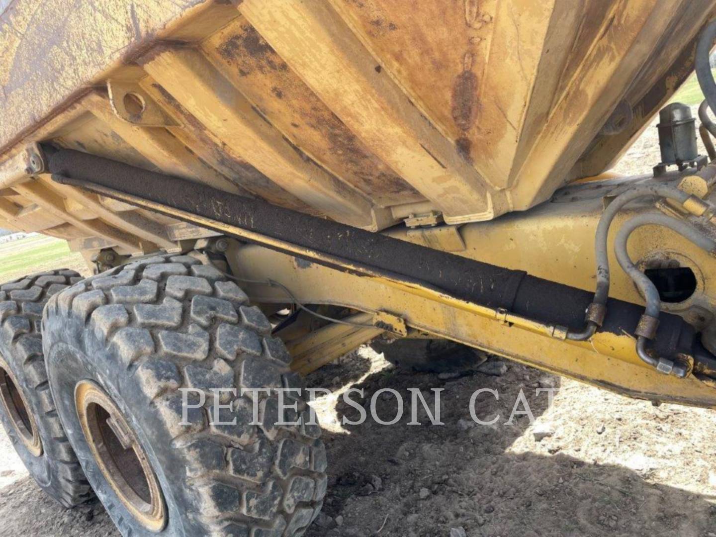 1989 Caterpillar D250B Articulated Truck