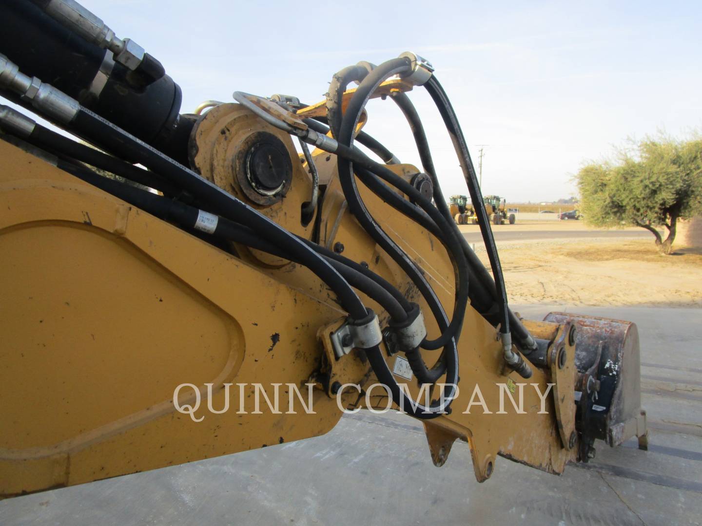 2015 Caterpillar 450F Tractor Loader Backhoe