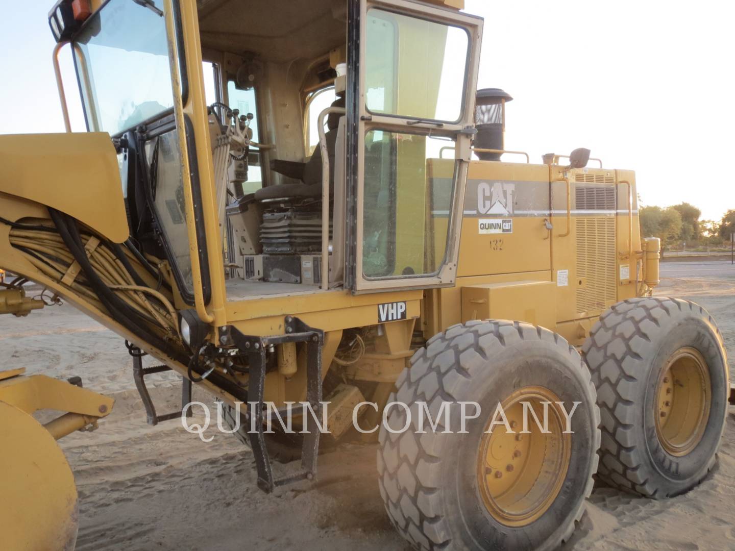 2000 Caterpillar 163H Grader - Road