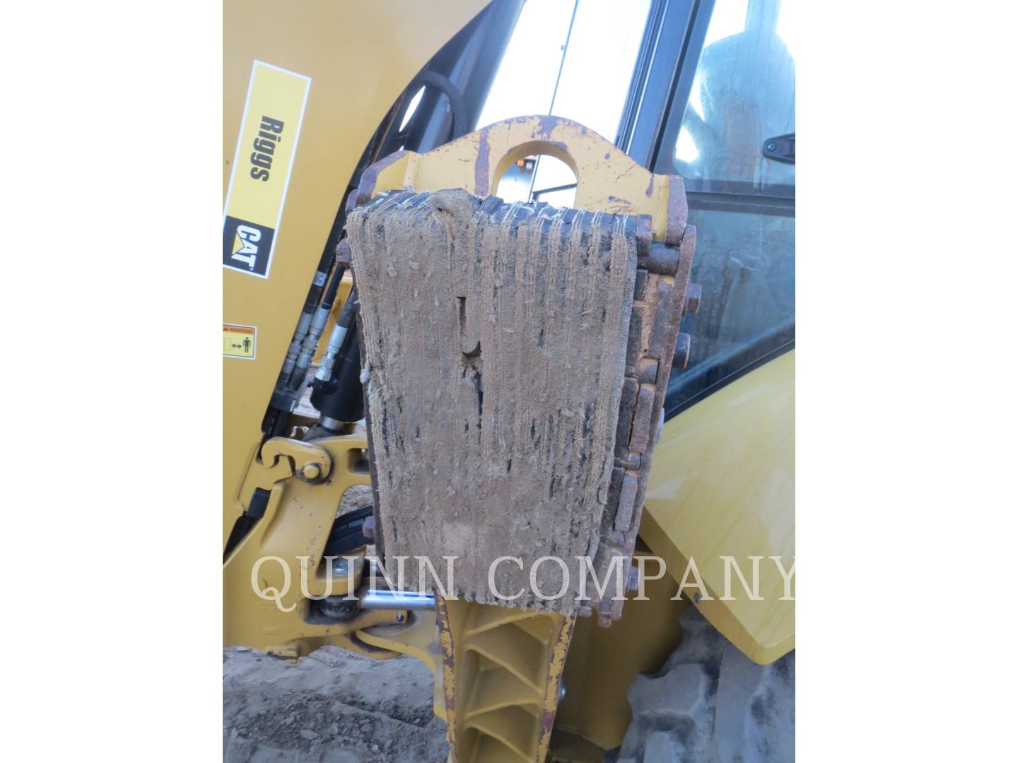 2021 Caterpillar 420 Tractor Loader Backhoe