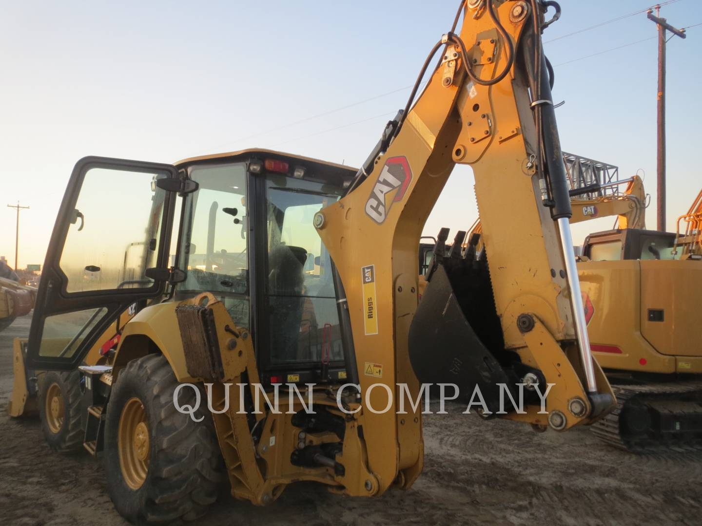 2021 Caterpillar 420 Tractor Loader Backhoe