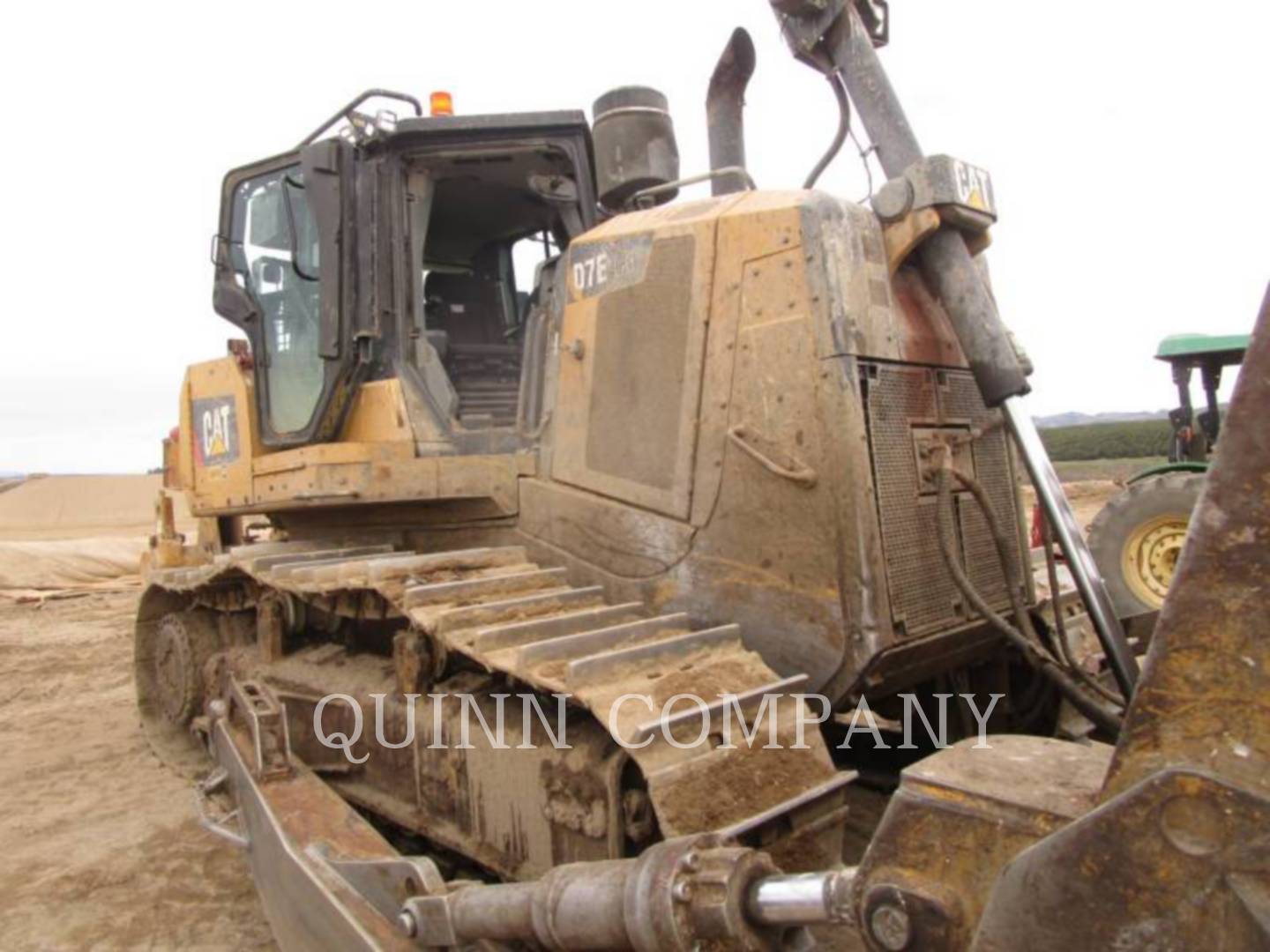 2015 Caterpillar D7E LGP Dozer