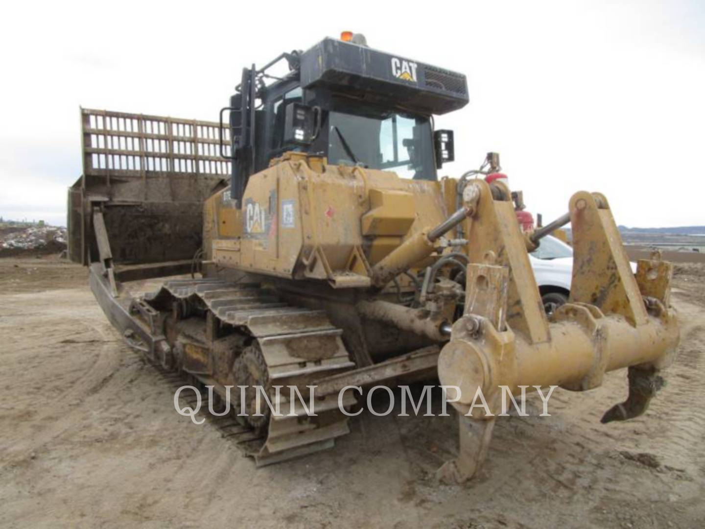 2015 Caterpillar D7E LGP Dozer