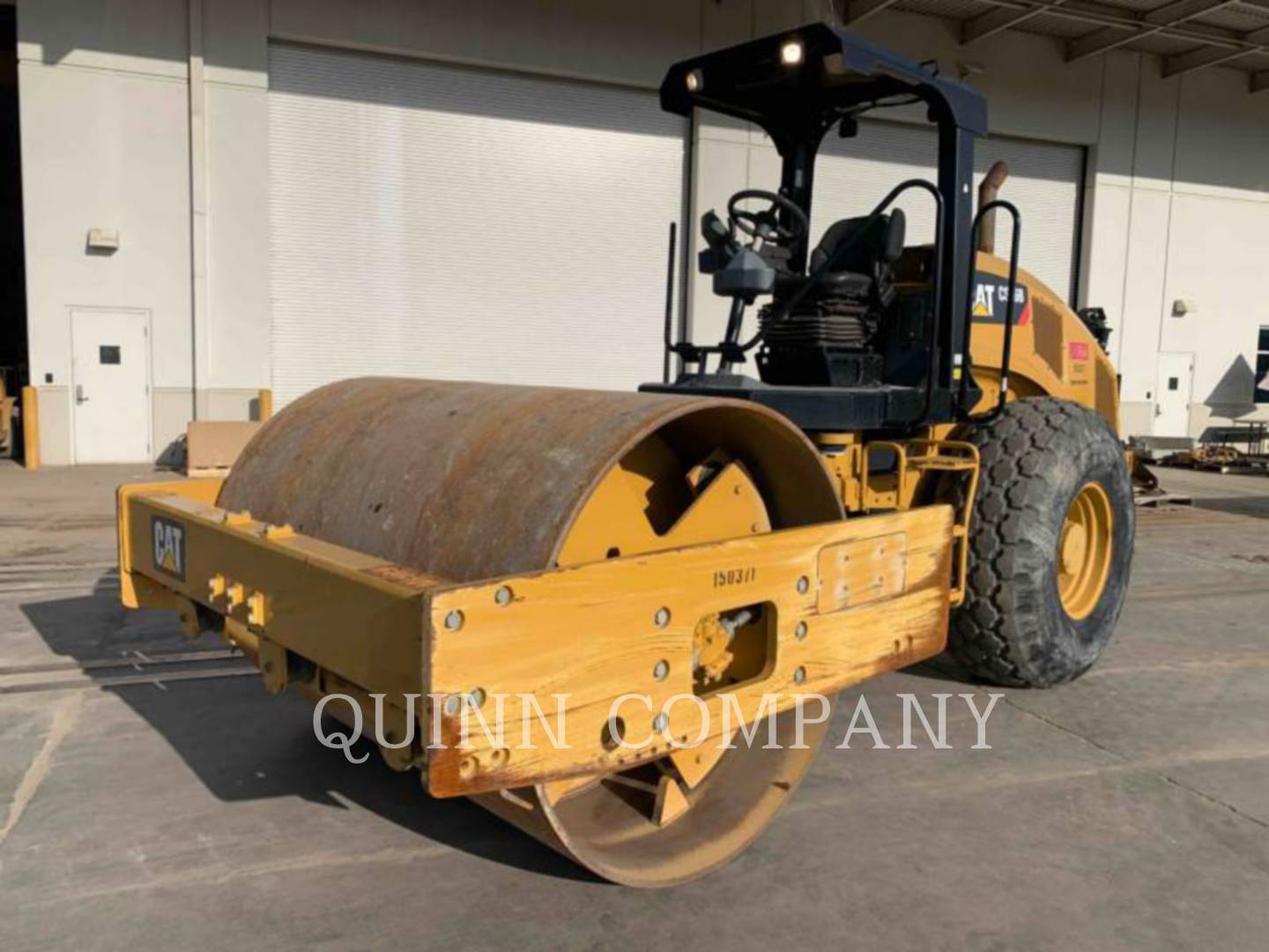 2015 Caterpillar CS56B Asphalt Distributor