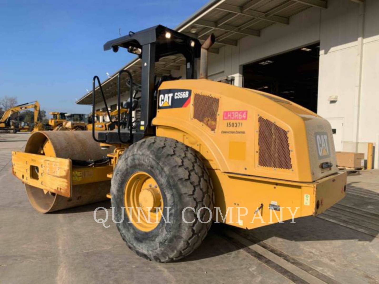 2015 Caterpillar CS56B Asphalt Distributor