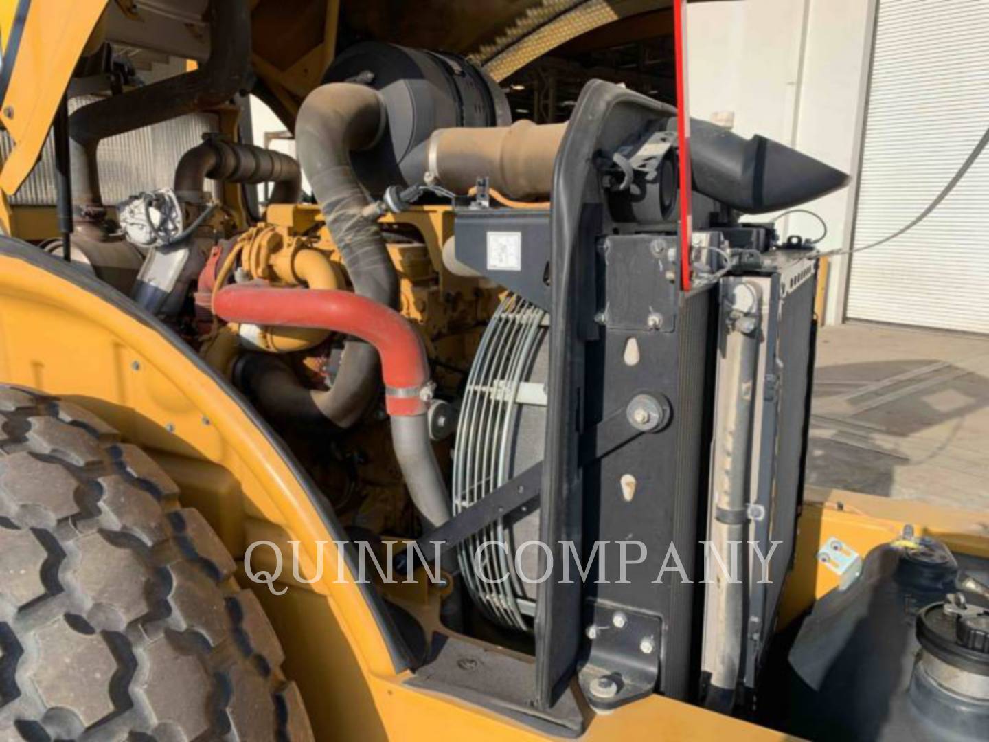 2015 Caterpillar CS56B Asphalt Distributor