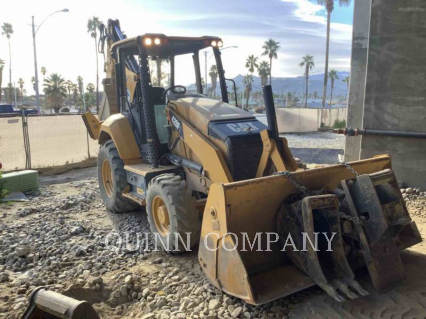 2018 Caterpillar 420F2 Tractor Loader Backhoe