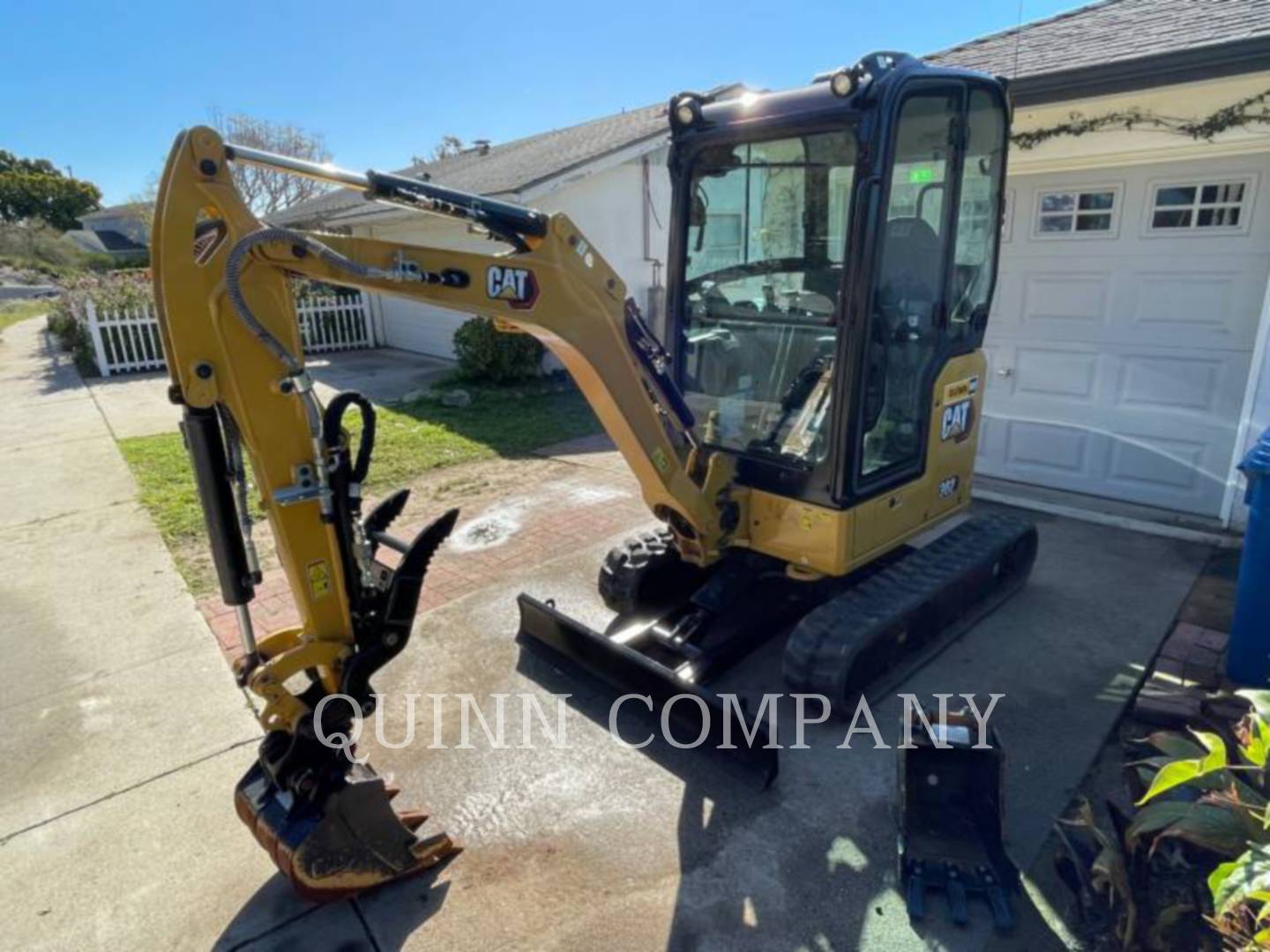 2022 Caterpillar 302 Excavator