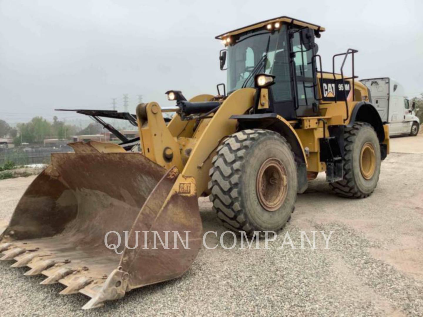 2017 Caterpillar 950M Wheel Loader