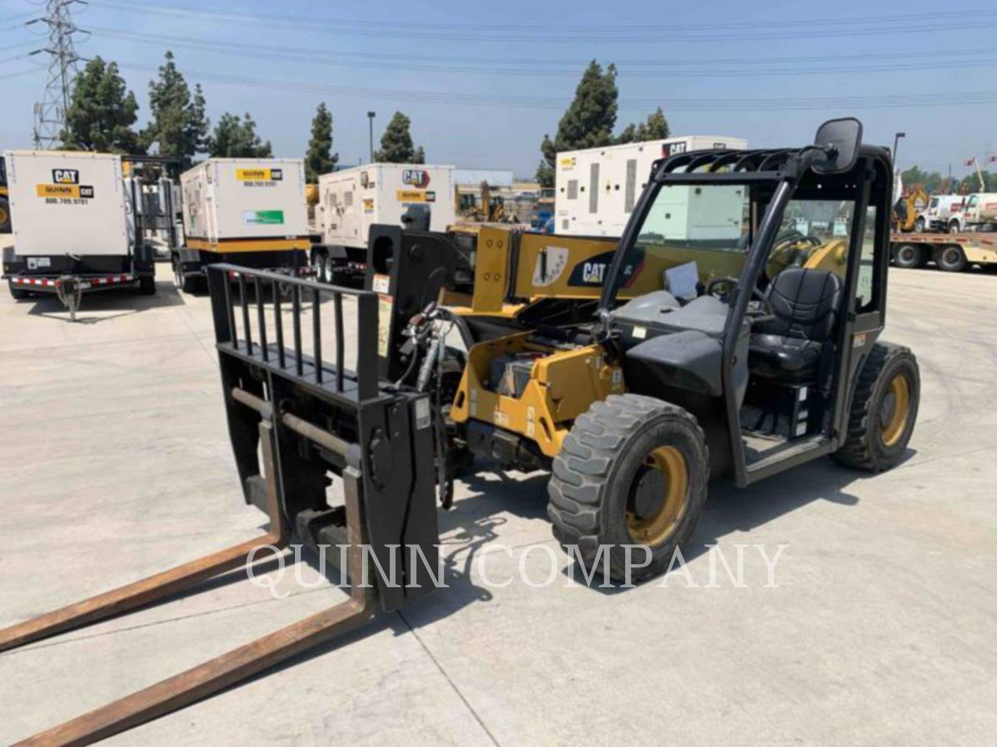 2016 Caterpillar TH255C TeleHandler