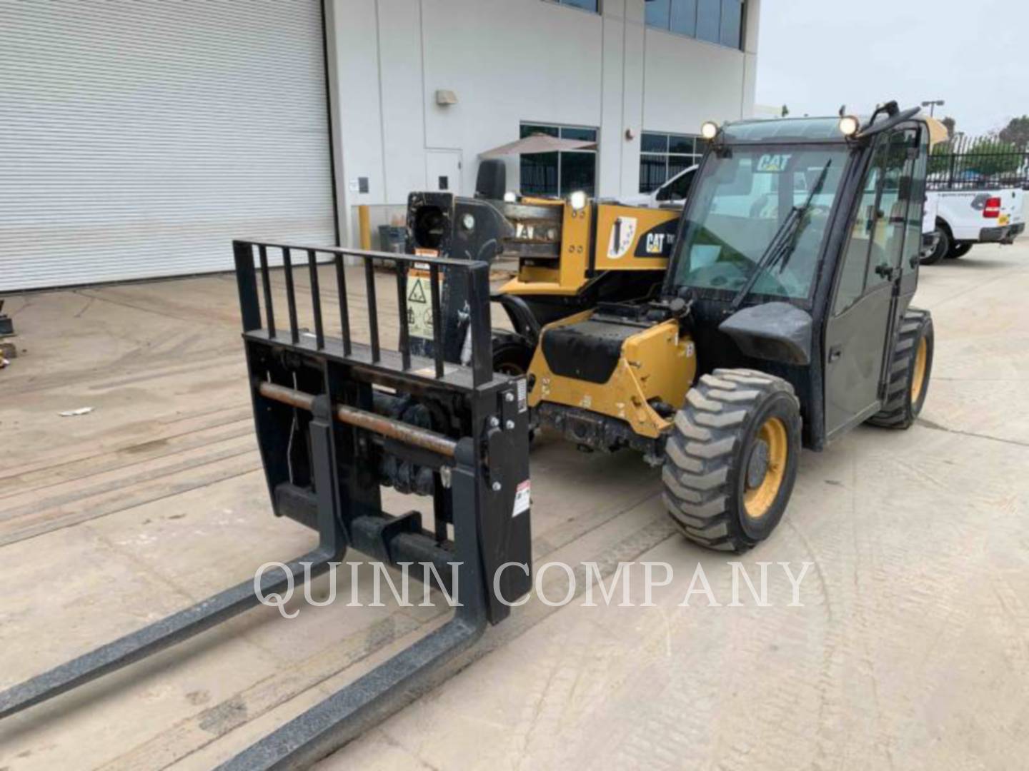 2016 Caterpillar TH255C TeleHandler