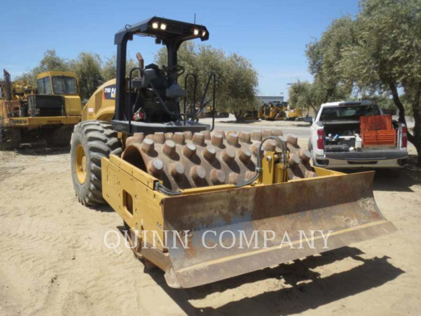 2015 Caterpillar CP56B Asphalt Distributor