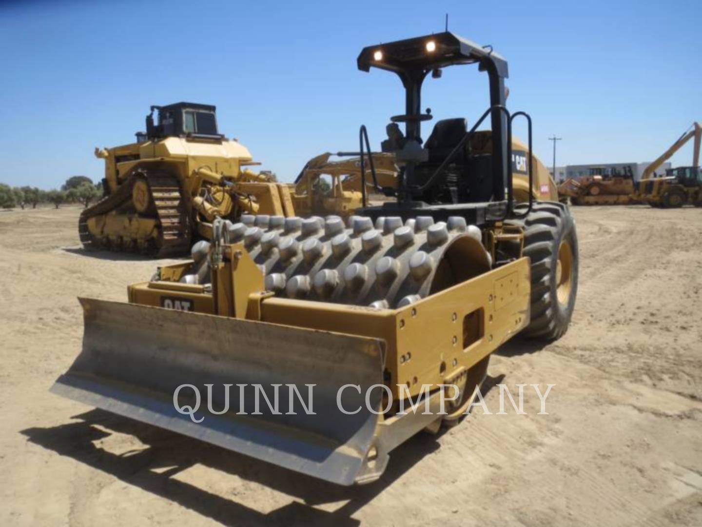 2015 Caterpillar CP56B Asphalt Distributor