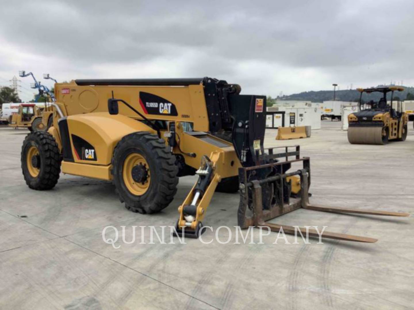 2015 Caterpillar TL1055D TeleHandler