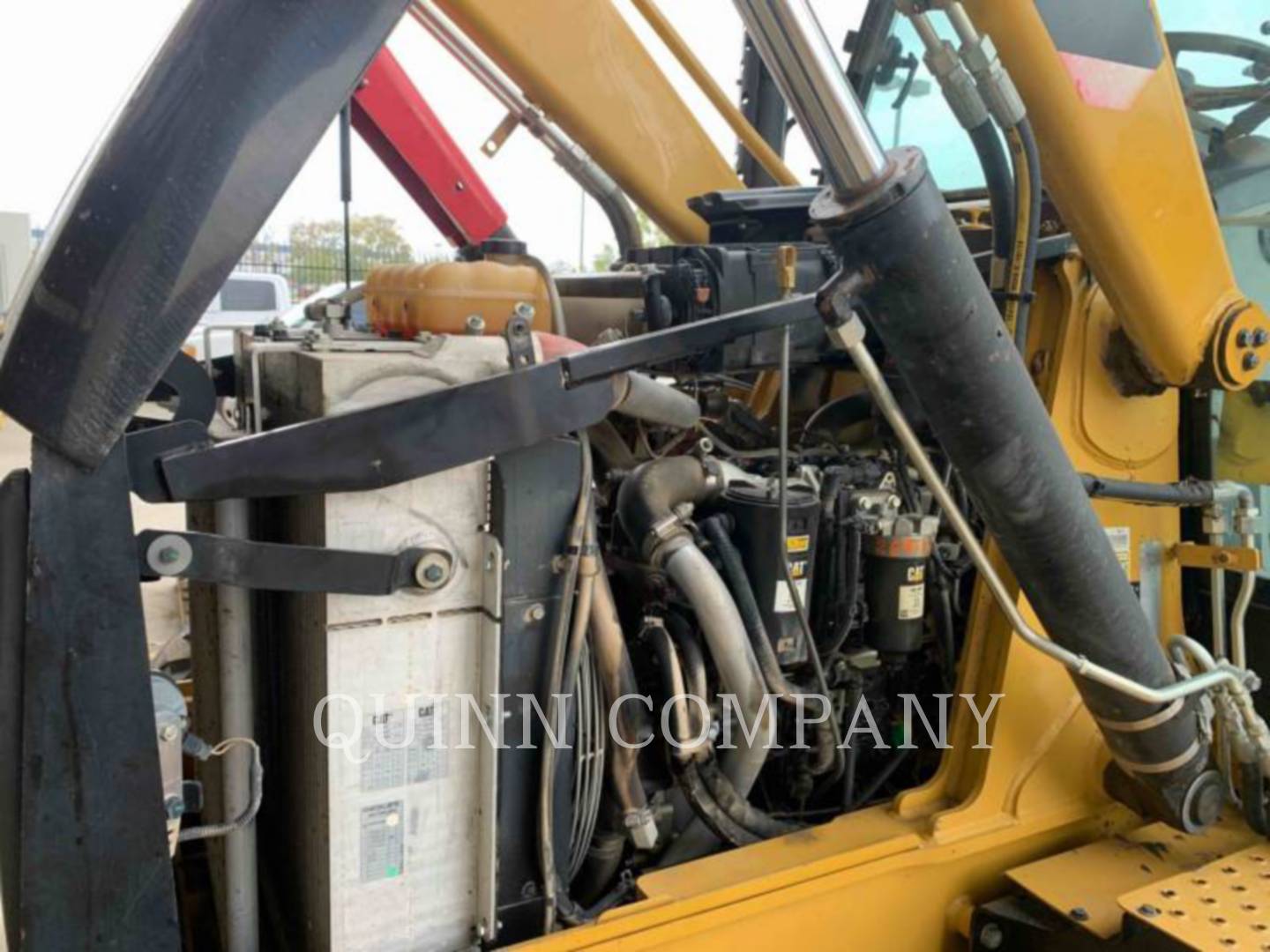 2016 Caterpillar 450F Tractor Loader Backhoe