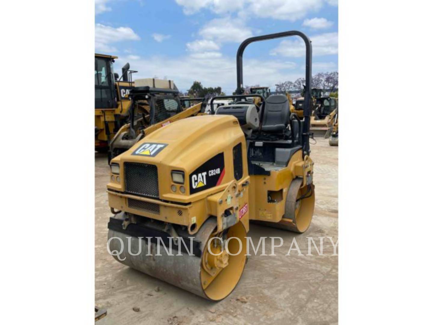 2016 Caterpillar CB24B Vibratory Double