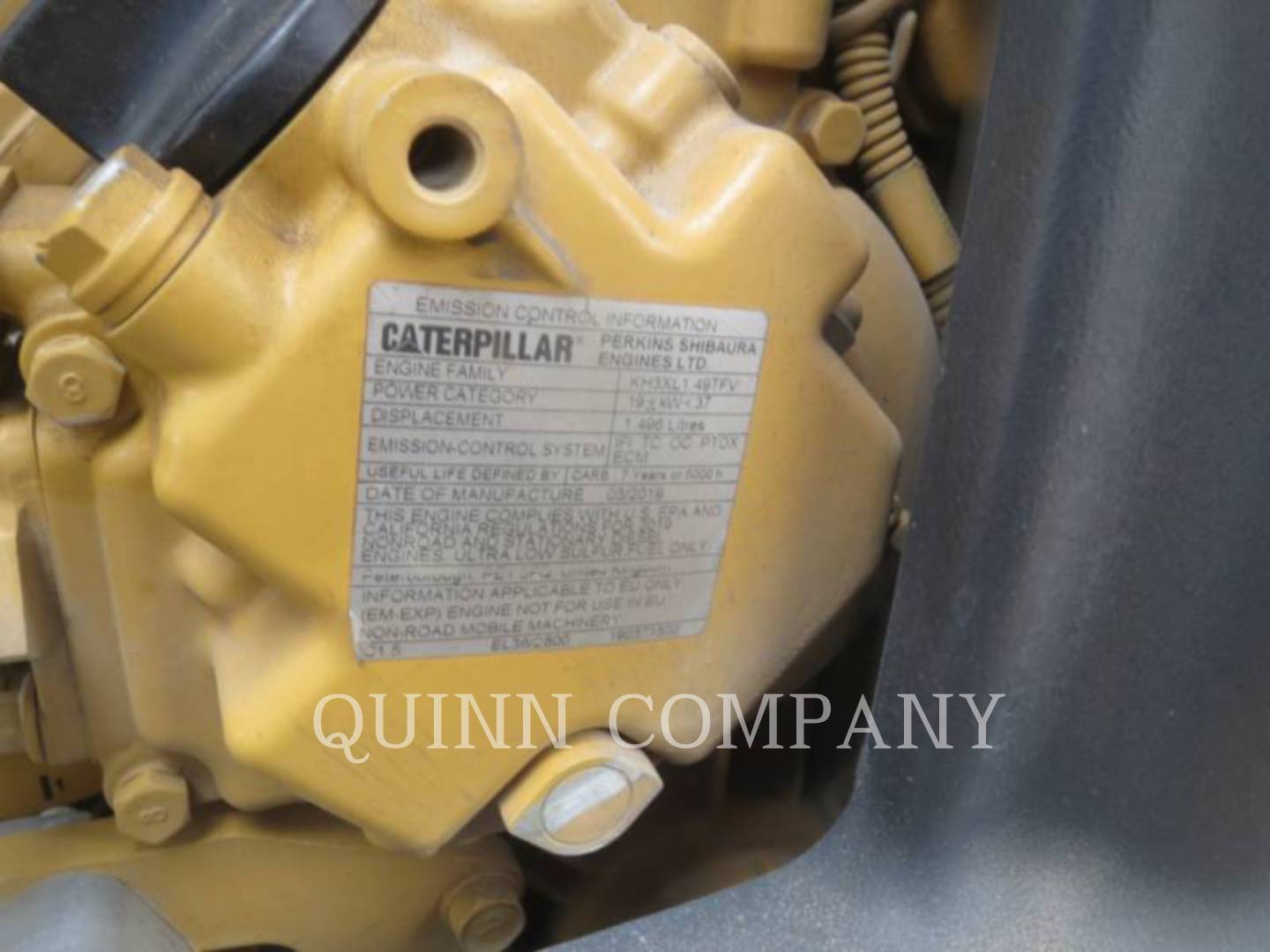 2019 Caterpillar CB24B Asphalt Distributor