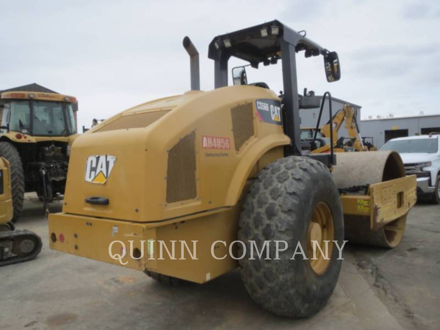 2016 Caterpillar CS56B Asphalt Distributor