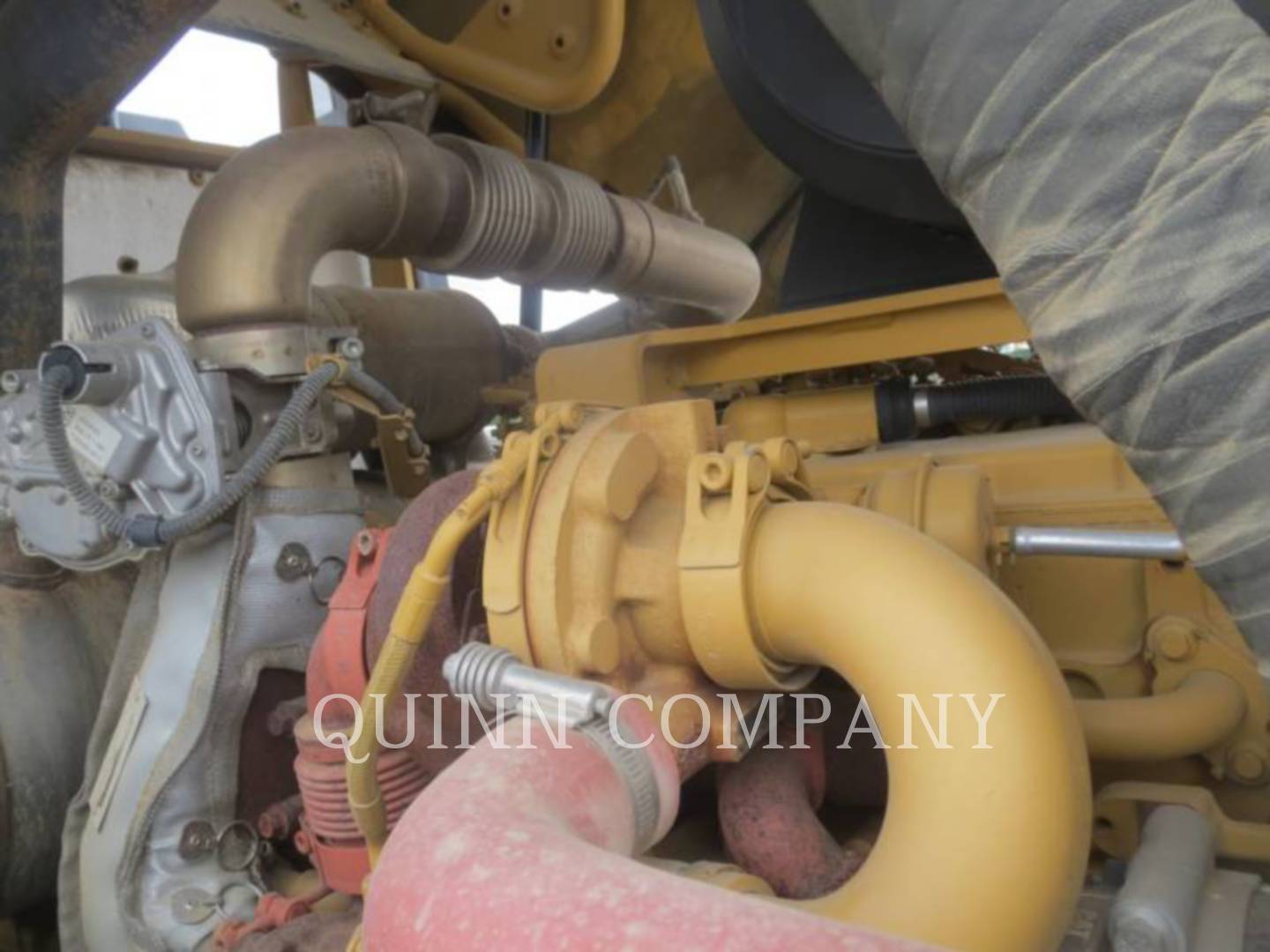 2016 Caterpillar CS56B Asphalt Distributor