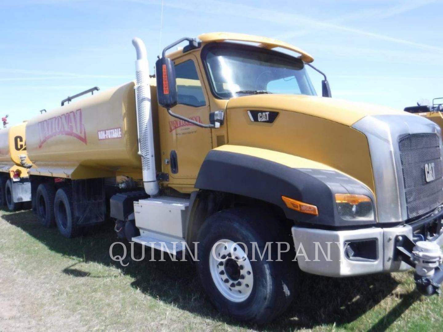 2016 Caterpillar CT660 Truck