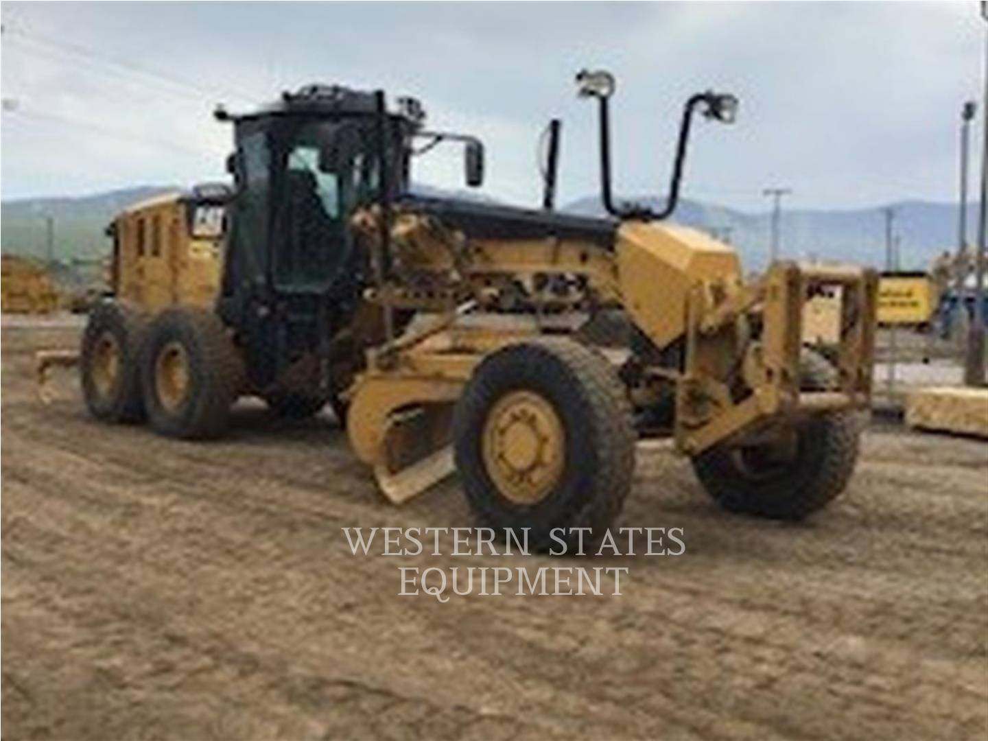 2017 Caterpillar 160M3 AWD Grader - Road