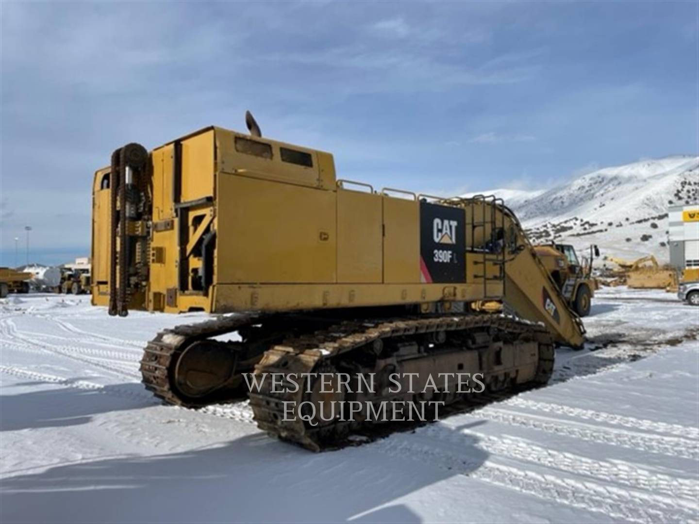 2015 Caterpillar 390F Excavator