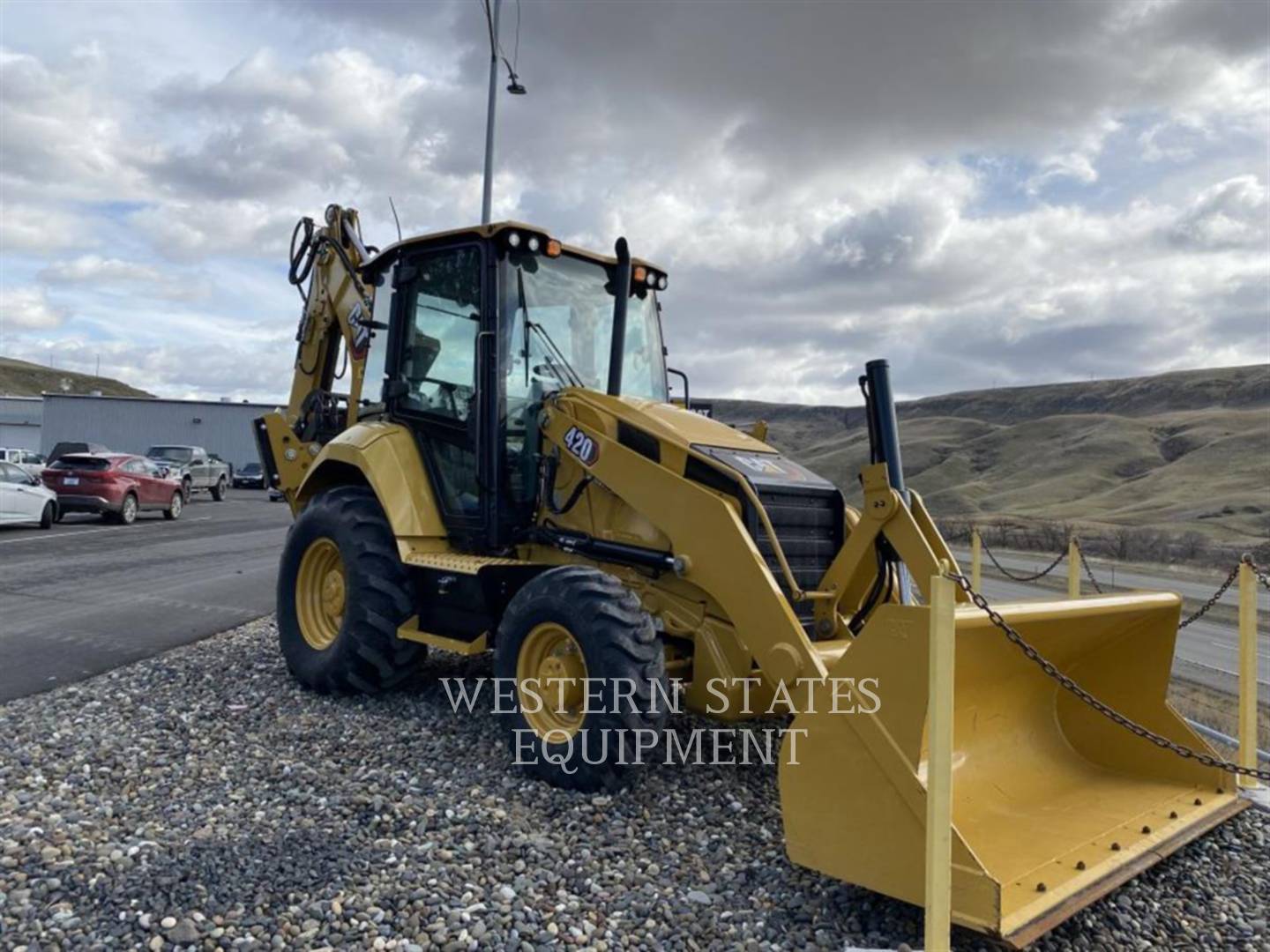 2022 Caterpillar 420 Tractor Loader Backhoe