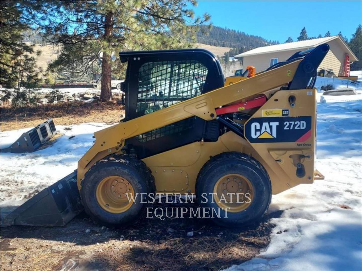 2015 Caterpillar 272D Skid Steer Loader