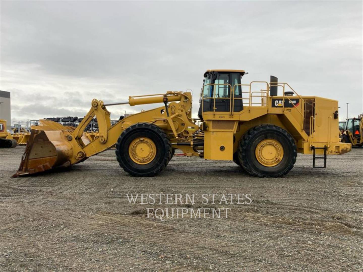 2013 Caterpillar 988H Wheel Loader