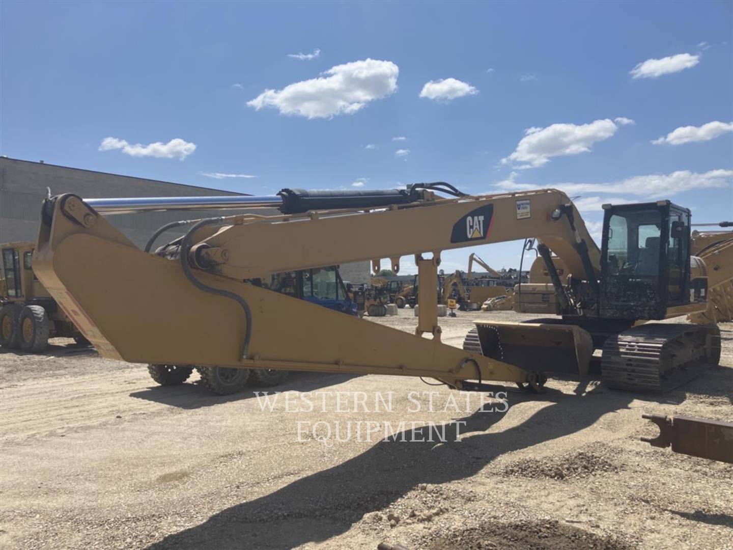 2011 Caterpillar 320D Excavator