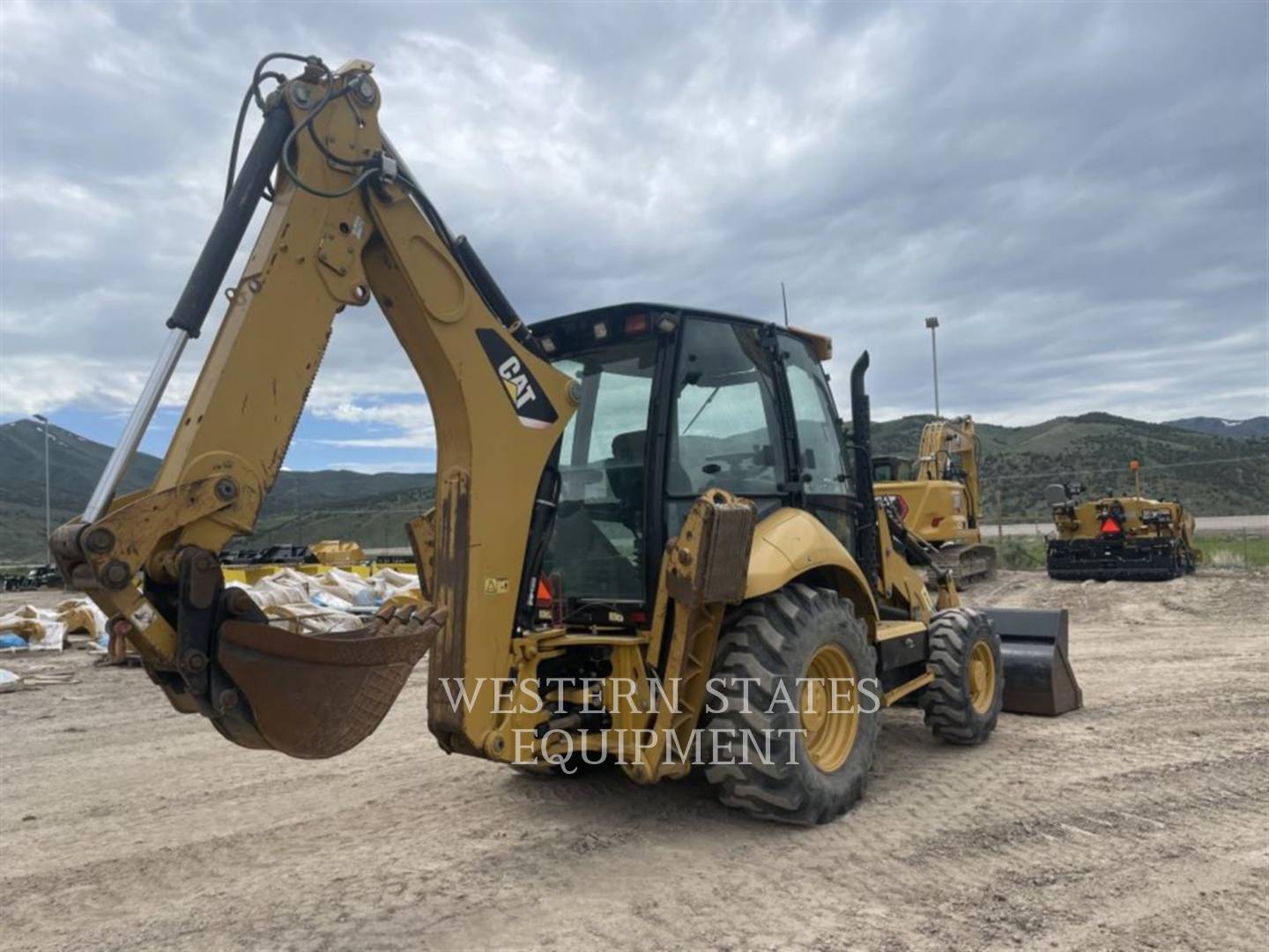 2014 Caterpillar 420F Tractor Loader Backhoe