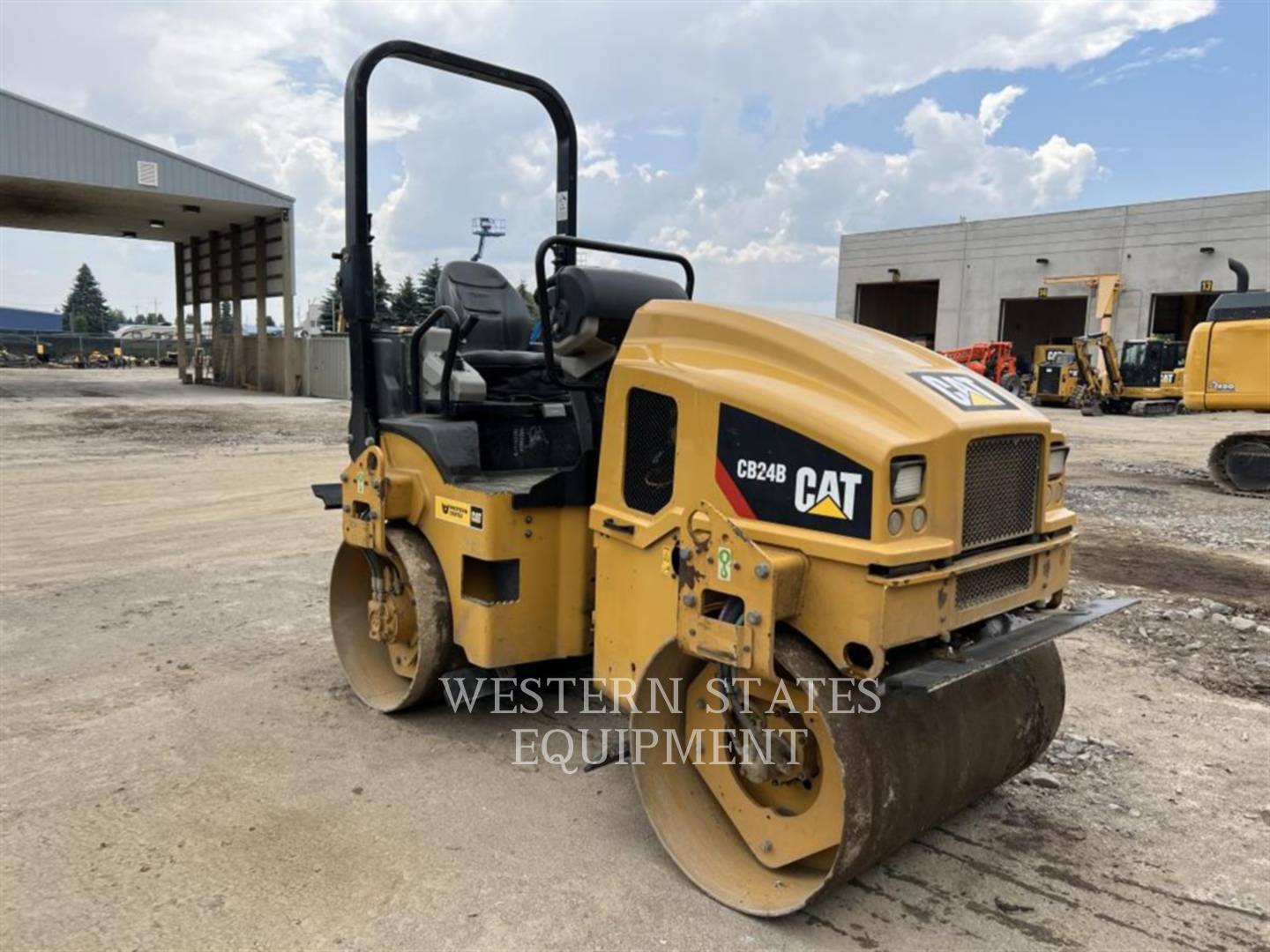 2020 Caterpillar CB24B Vibratory Double