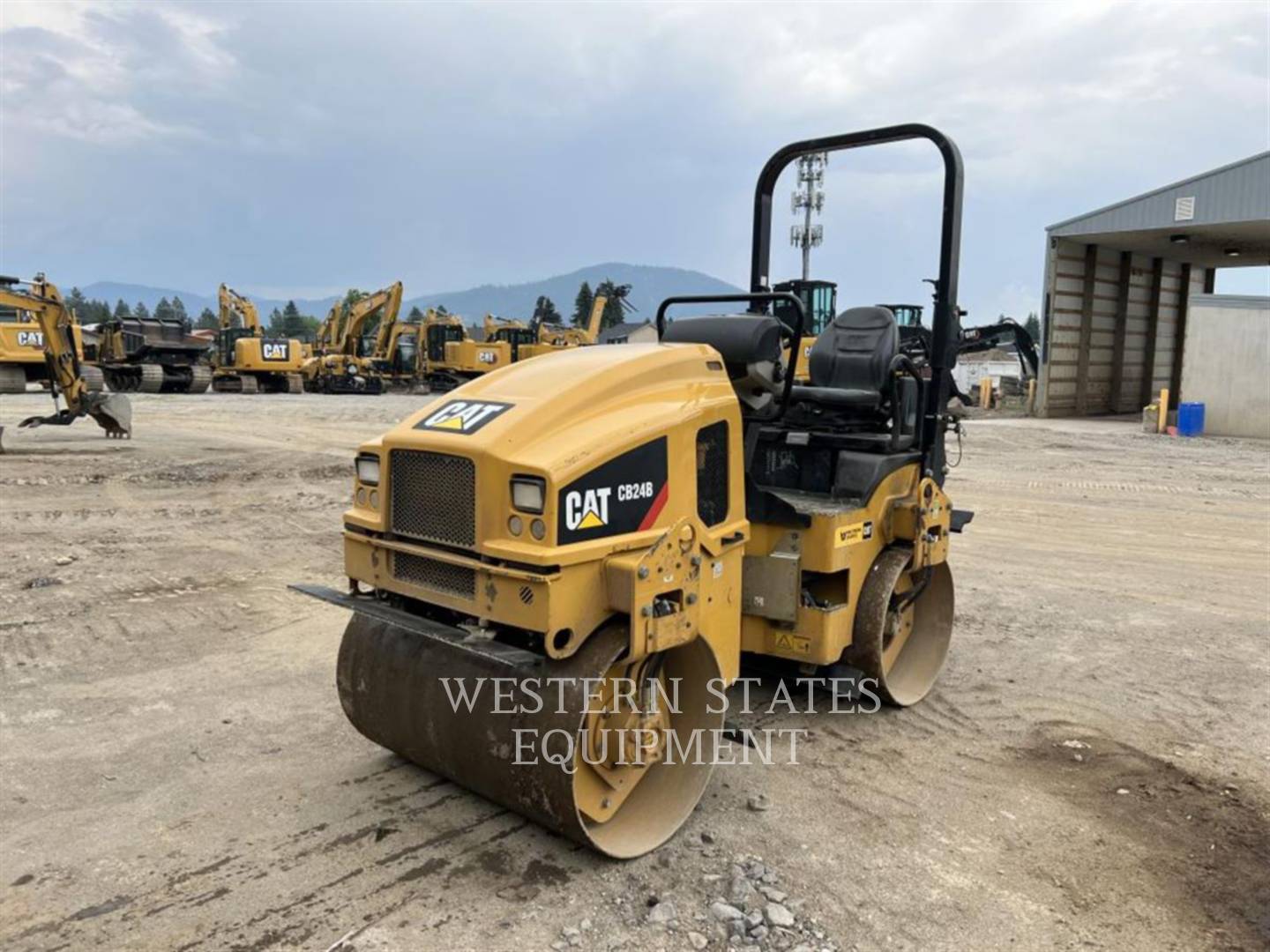 2020 Caterpillar CB24B Vibratory Double