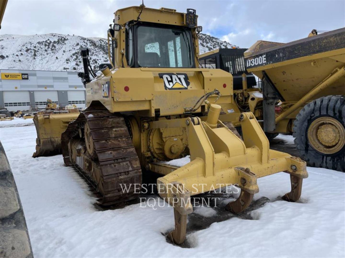 2012 Caterpillar D6T Dozer