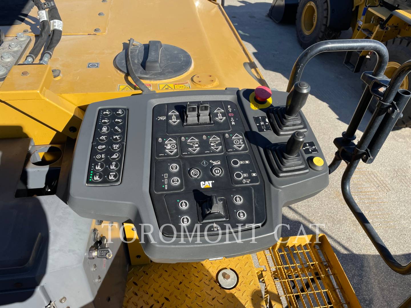 2018 Caterpillar PM825 Cold Planer