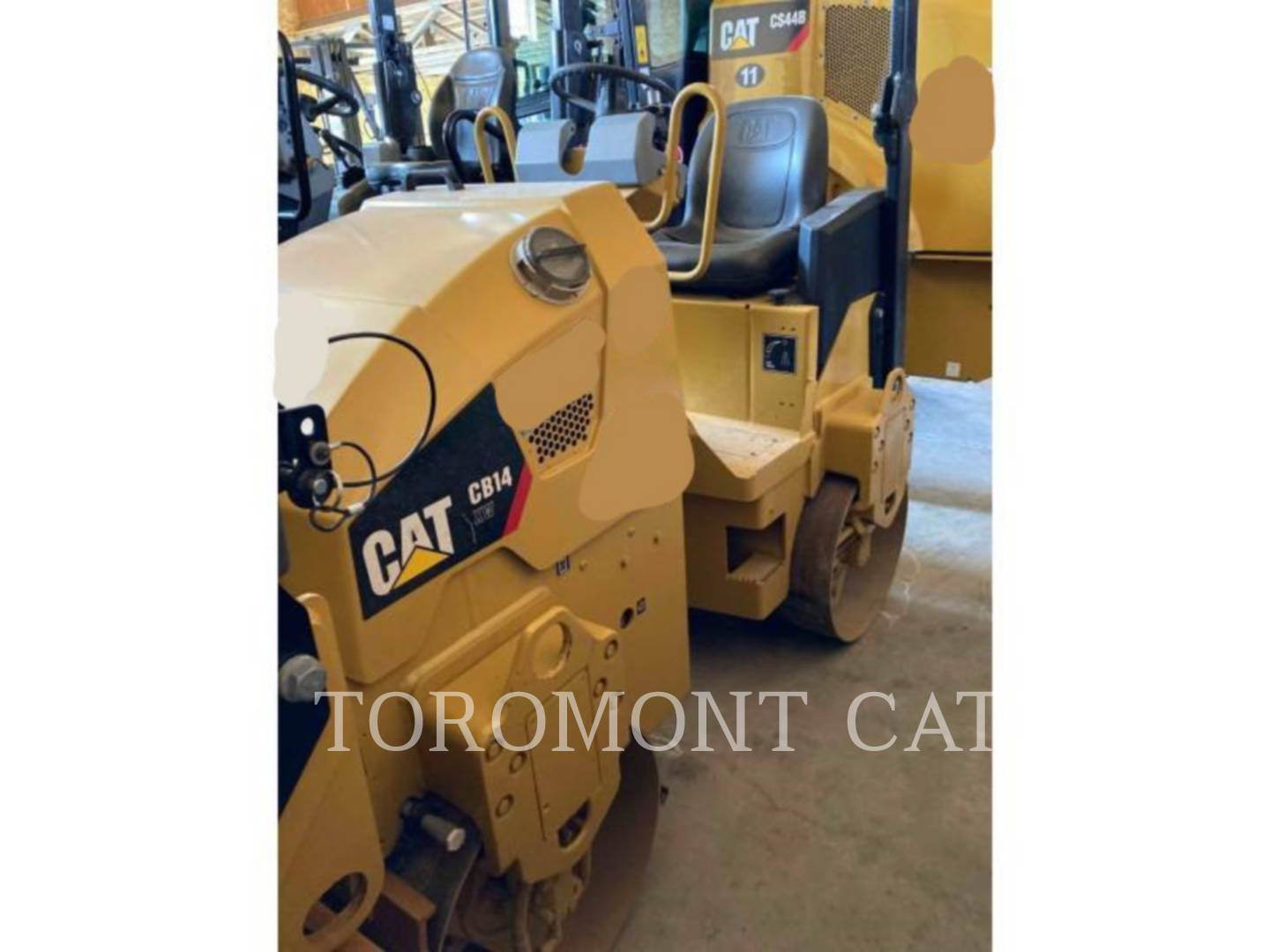 2012 Caterpillar CB14 Compactor