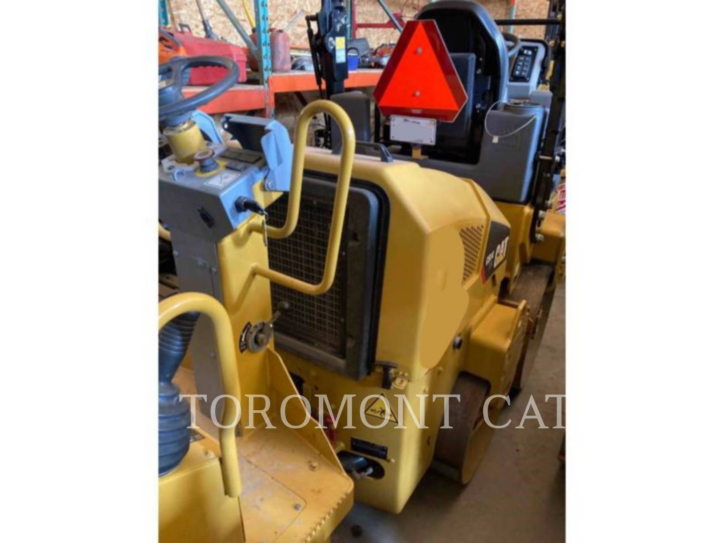 2012 Caterpillar CB14 Compactor