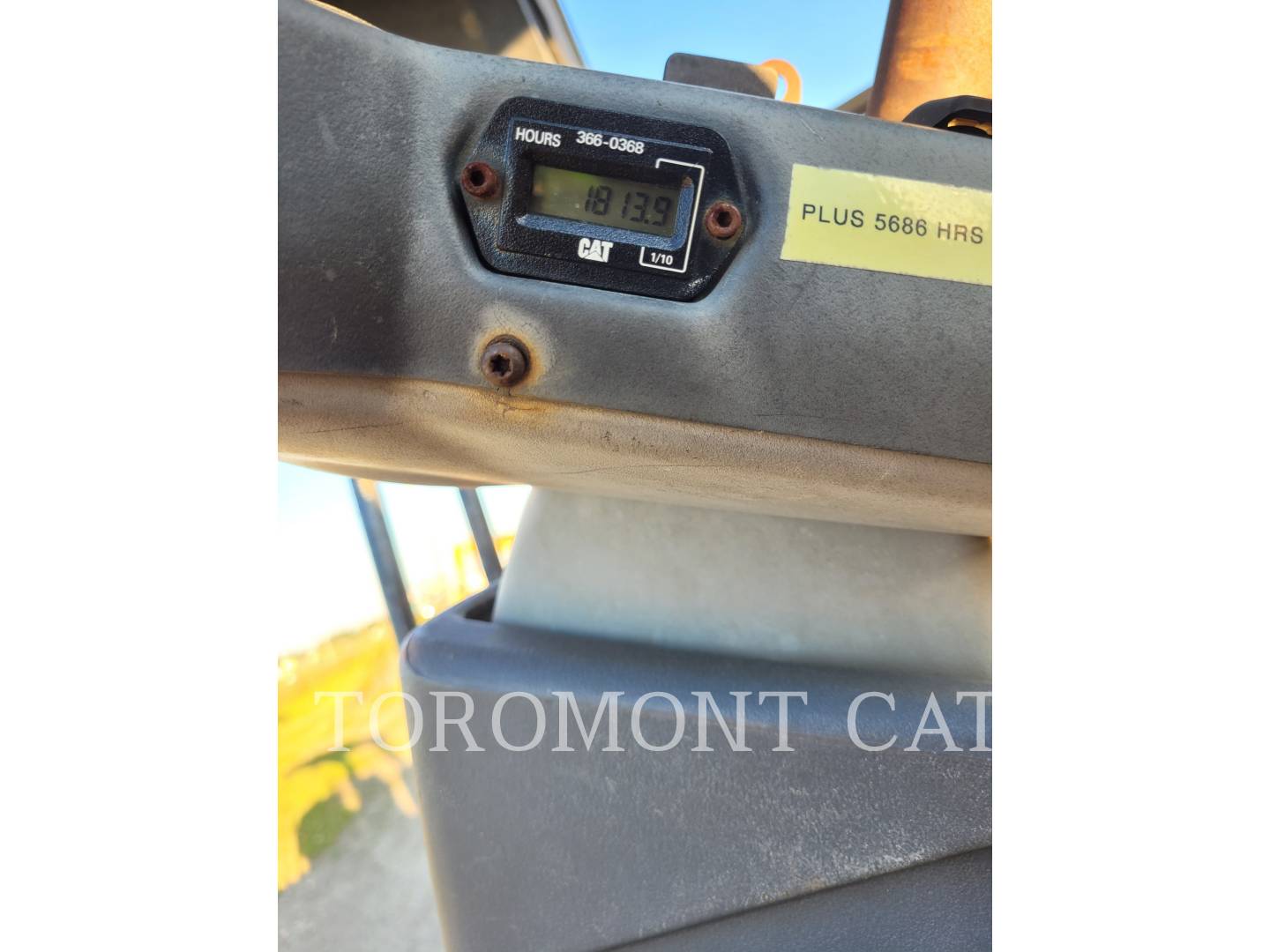 2005 Caterpillar CB534D Compactor