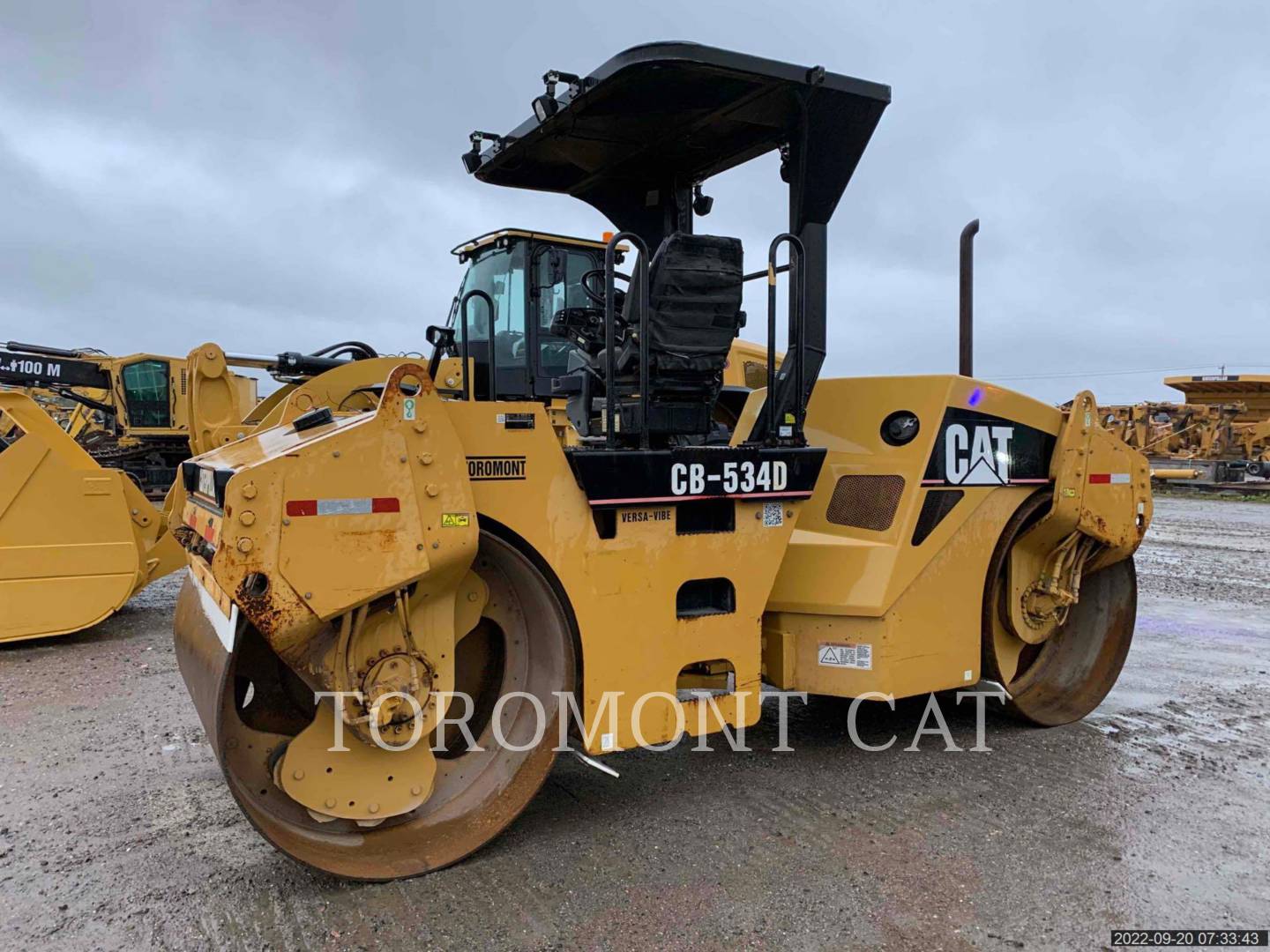 2005 Caterpillar CB534D Compactor