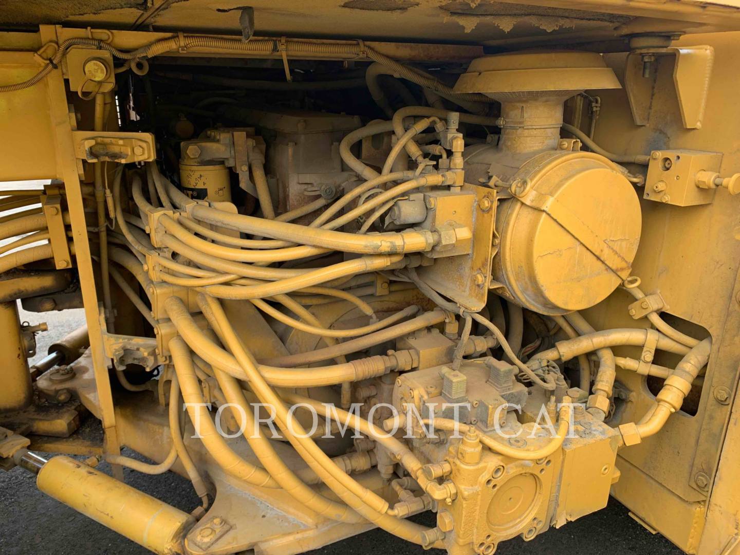 2001 Caterpillar CB634C Compactor