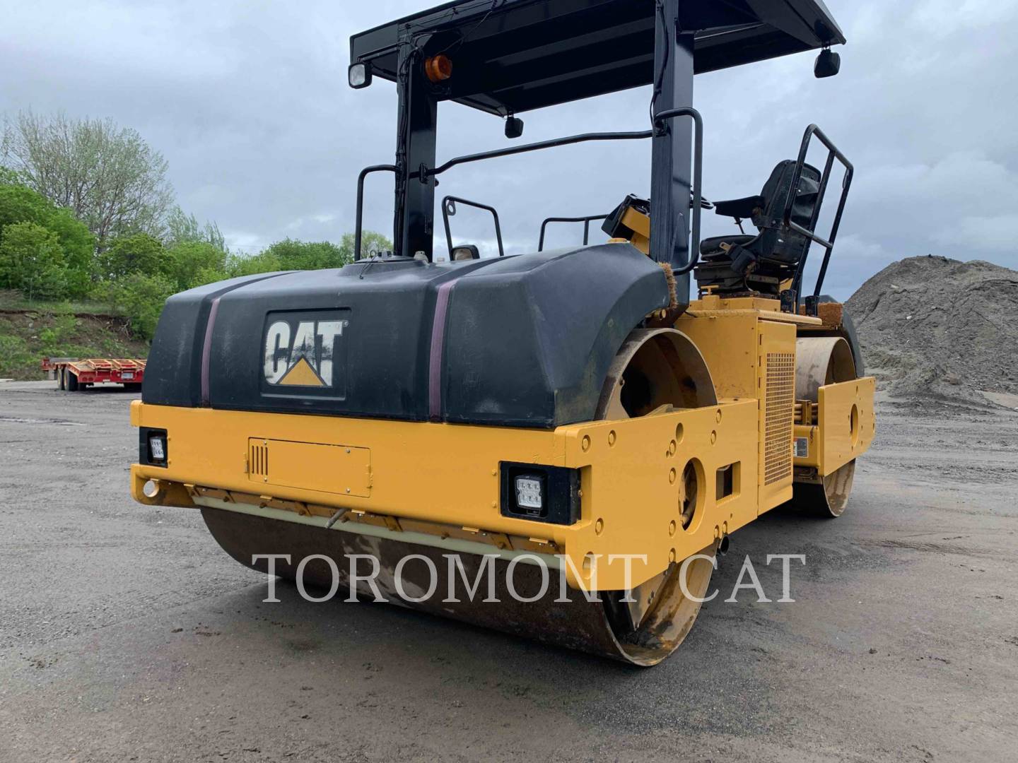 2001 Caterpillar CB634C Compactor