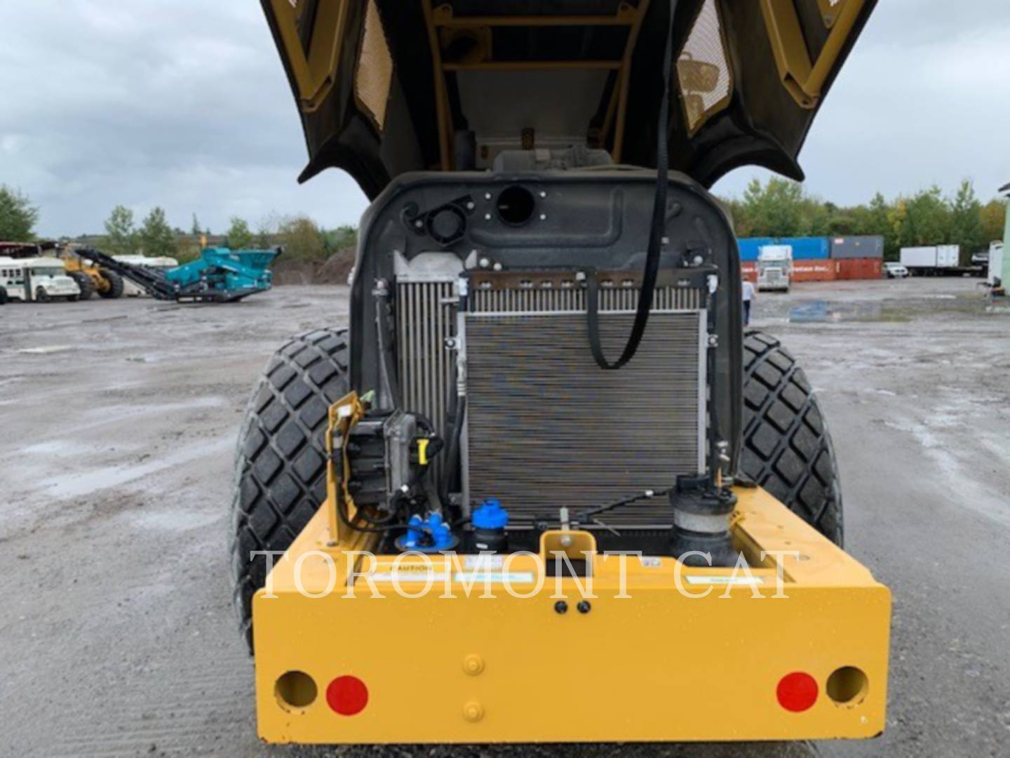 2016 Caterpillar CS66B Compactor