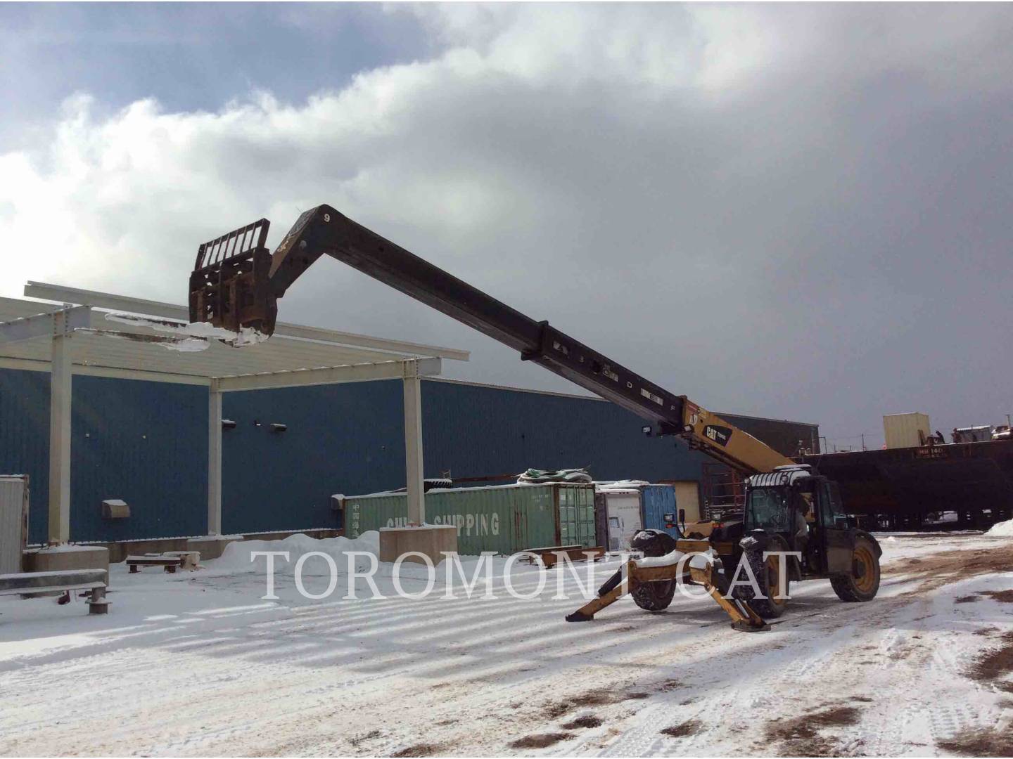 2013 Caterpillar TL943C TeleHandler