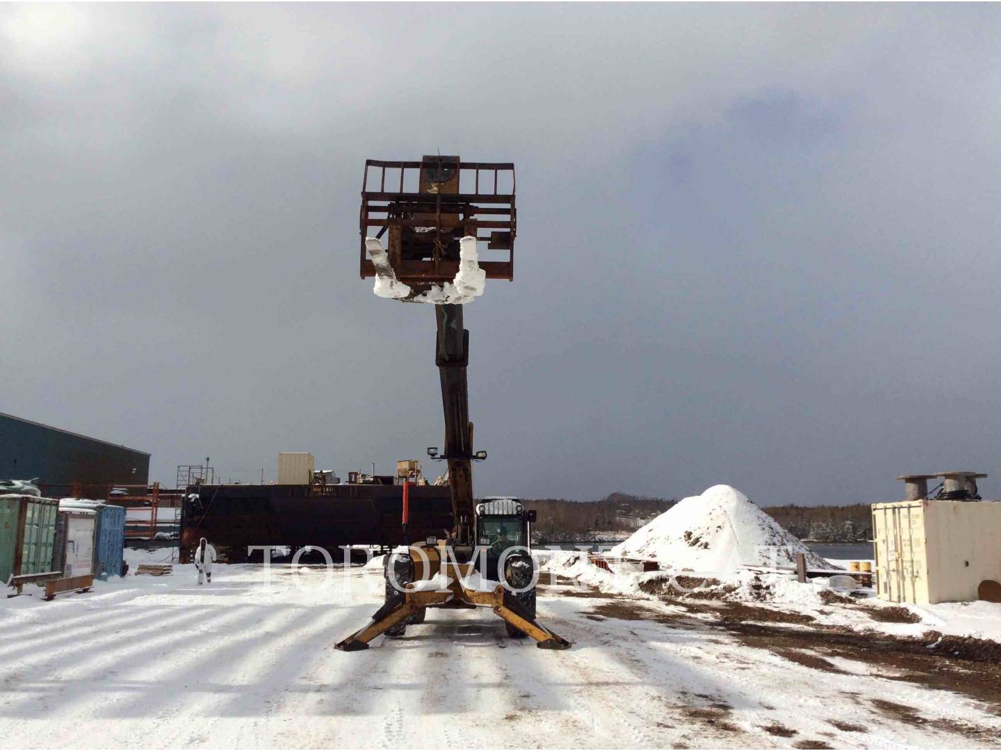 2013 Caterpillar TL943C TeleHandler