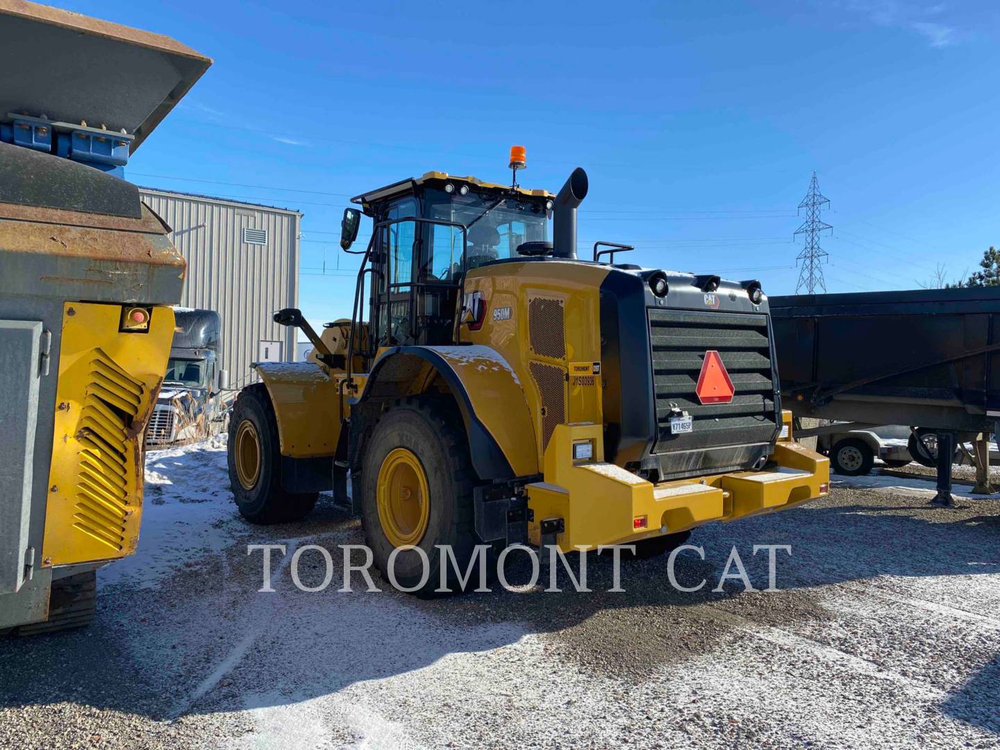 2021 Caterpillar 950M Wheel Loader