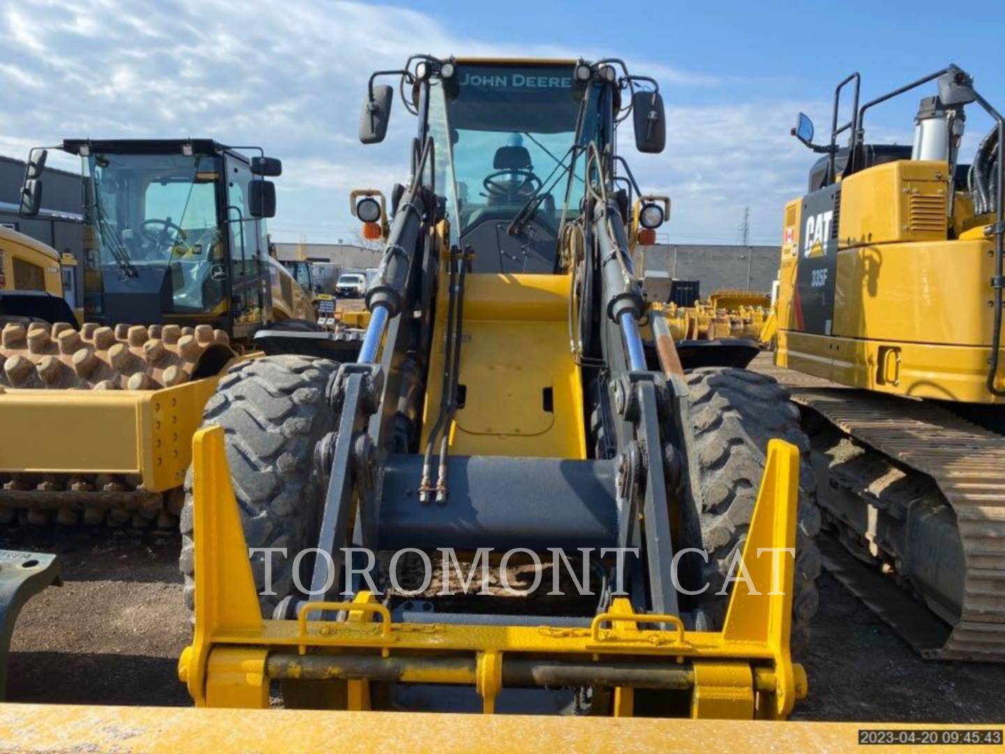 2015 John Deere 624K Wheel Loader