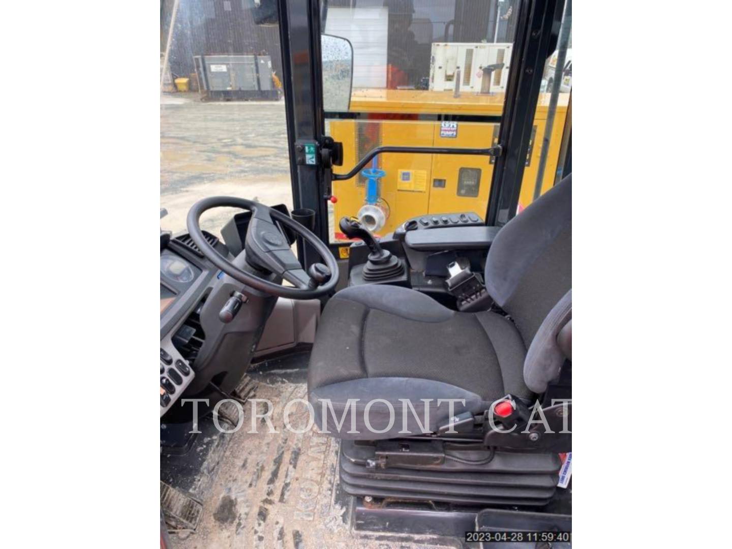 2020 Komatsu WA200-8 Wheel Loader