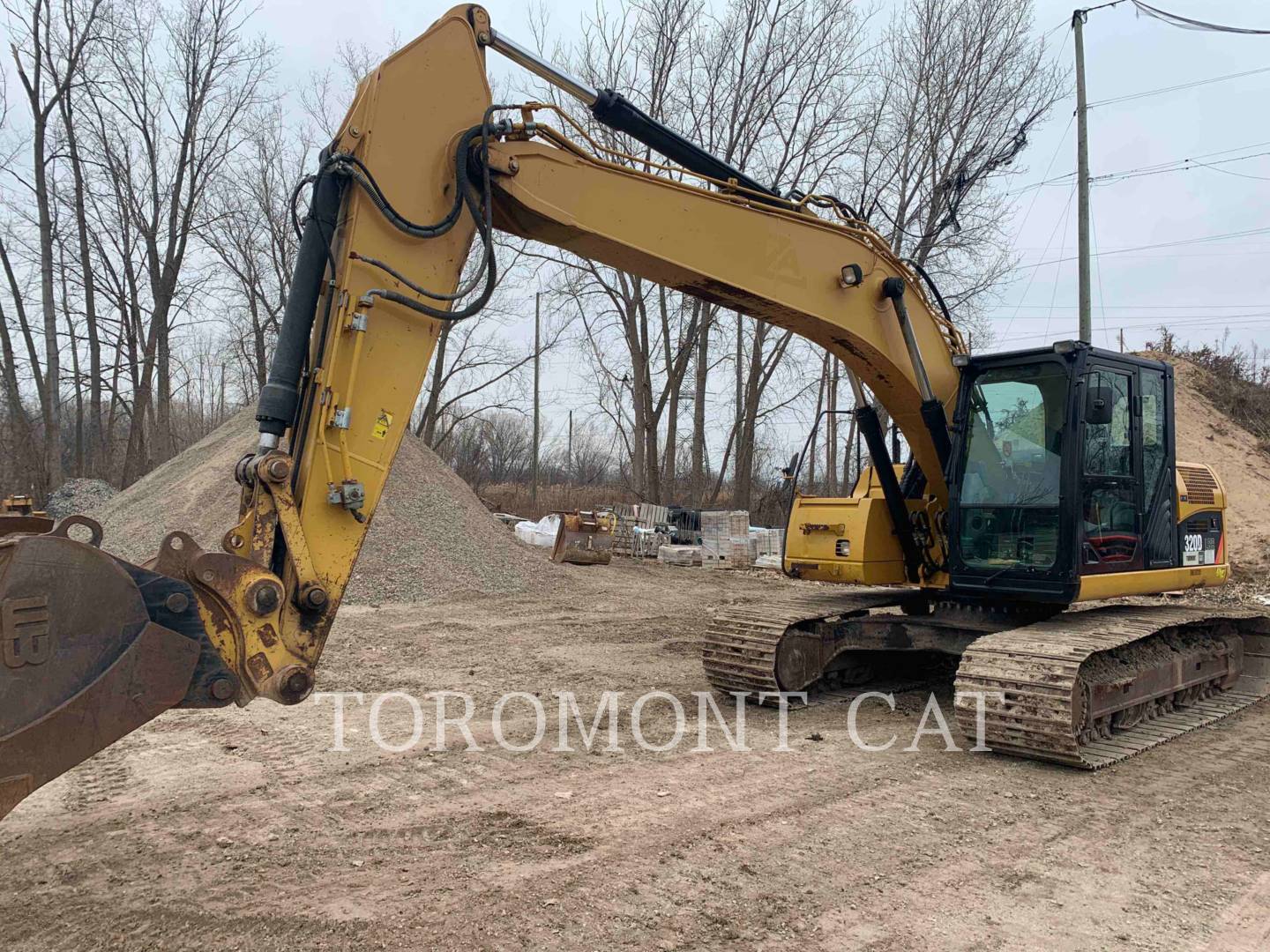 2011 Caterpillar 320DLRR Excavator