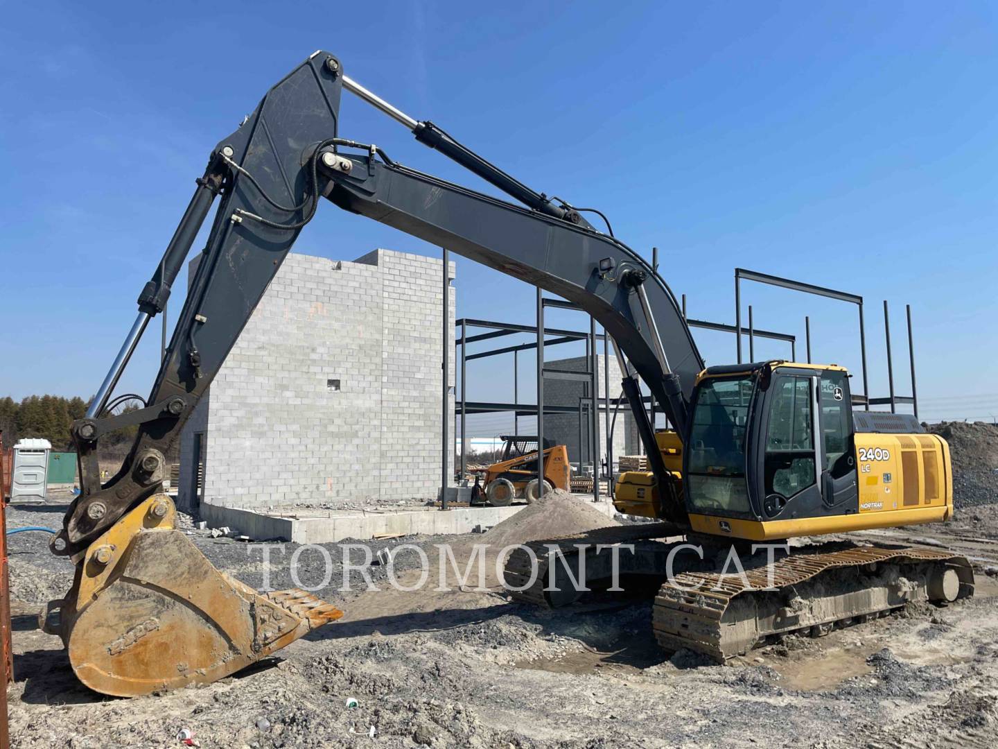 2011 John Deere 240DLC Excavator